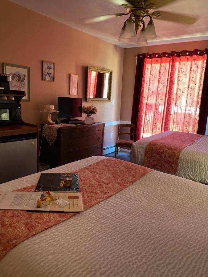 The Bent Elbow Hotel Silverton  Kültér fotó